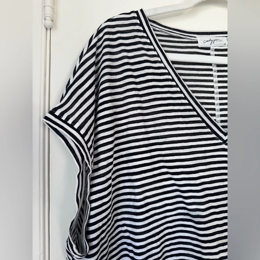 CJLA Black & White Striped V-Neck Women’s Top - Picture 2 of 4